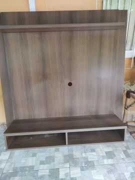 Painel para TV em Madeira 