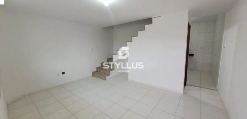 Tanque | Casa de Condomínio 2 quartos, sendo 2 suites