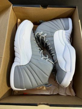 Air Jordan 12 Retro - Cinza - Tamanho 46