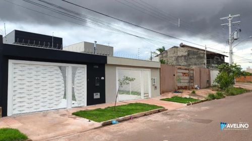 CASA A VENDA NO TIJUCA COM 3 QUARTOS COM 1 SUÍTE, POR R$ 450.000,00