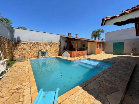 Casa com 3 dormitórios à venda, 237 m² por R$ 790.000,00 - Nova Piracicaba - Piracicaba/SP