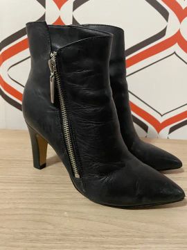 Bota Cano Curto Arezzo (Tamanho 34)