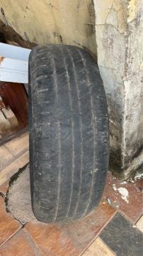 Pneu 265/70-16