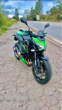 Motos KAWASAKI Z-800 em Minas Gerais