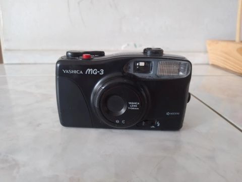 Yashica MG3 - para retirar peças ou coleção