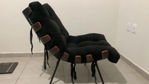 Poltrona estiloso para sala de estar