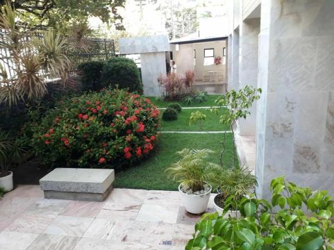 Apartamento em Rua Oito de Dezembro - Graça - Salvador/BA