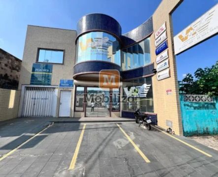 Ponto Comercial com 6 salas à venda, 200m² - Centro