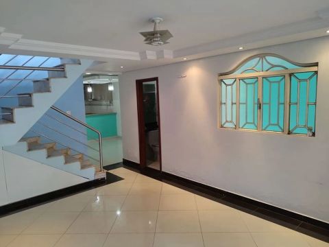 Vendo casa samanbaia 