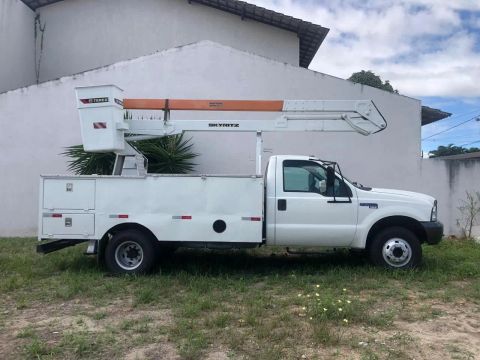 VENDO EQUIPAMENTO CESTO AÉREO