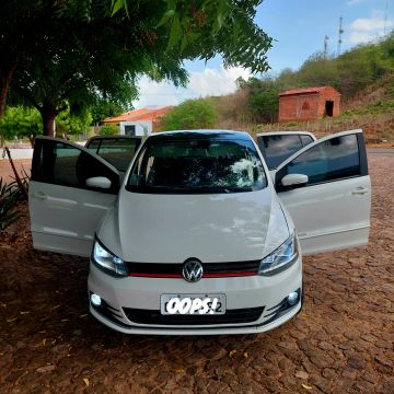 Vendo ou troco fox comfortline MSI motor 1.6 flex completo 2015.. * 