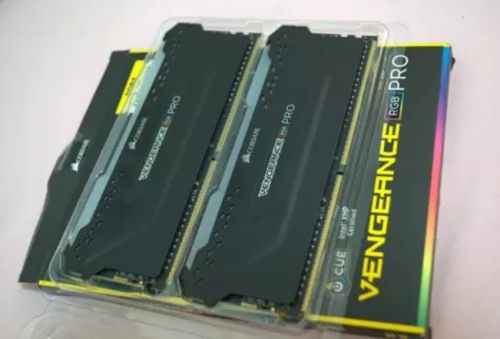 Memória Corsair Vengeance Rgb Pro 16gb 2x8 Ddr4 3200mhz