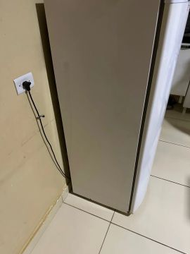 Vende-se geladeira palito 