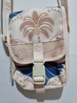 Bolsa Farm Transversal semi-nova, original