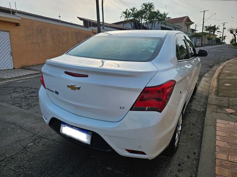 Prisma 1.4 LT 2018 novíssimo revisado concessionária