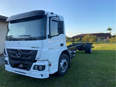 Vendo ATEGO 1719 2012