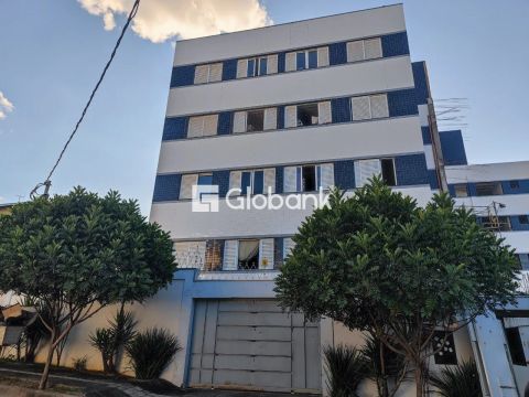 Apartamento em Jardim Panorama