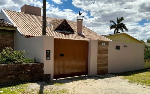 Linda casa no Laranjal