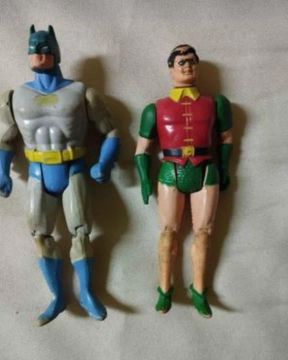 Bonecos Batman e Robin da Estrela 