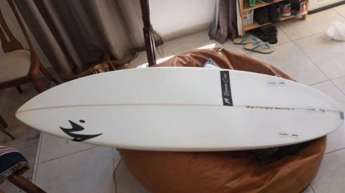 Prancha de surfe novinha