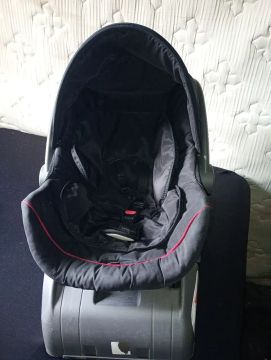 Cadeirinha de Bebê Conforto - Seminovo