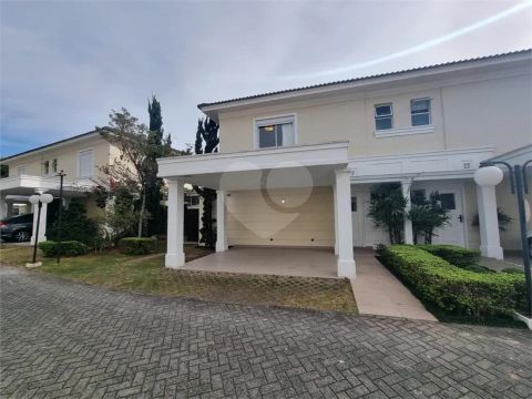 Condomínio com 3 quartos para locação em Jardim Leonor Mendes De Barros - SP
