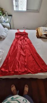 Vestido de Cetim Longo Vermelho
