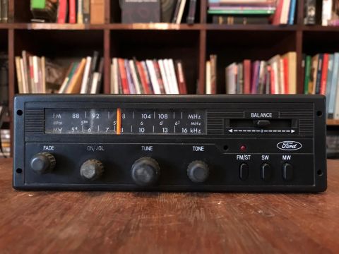 Antigo Rádio automotivo Ford PA-2R25