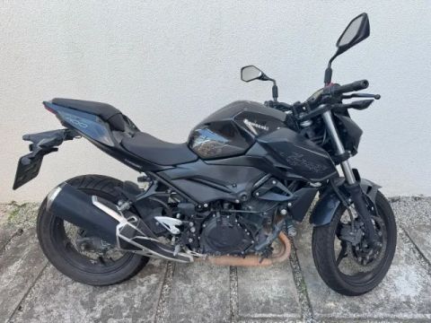 Kawasaki Z400 - 2021 Preta