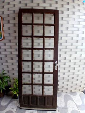 Porta externa de madeira com vidros 80x210