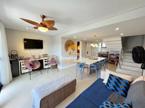 Apartamento duplex em Caiobá com 3 Quartos