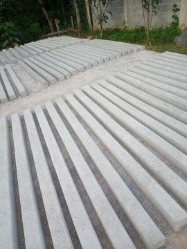 Palanque de concreto, reto 8x8, com 2,20 de comprimento. 