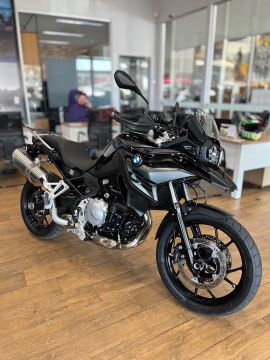 BMW F 750 GS TRIPLE BLACK