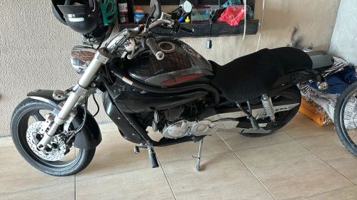Yosung Aquila 650cc