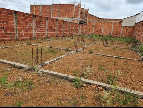Terreno pronto para construir em ótima localização!