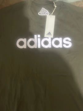 Camiseta Adidas Verde Militar, Nova. Na etiqueta.