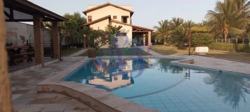 Ampla casa duplex com vista para o mar em Águas Belas - Cascavel.