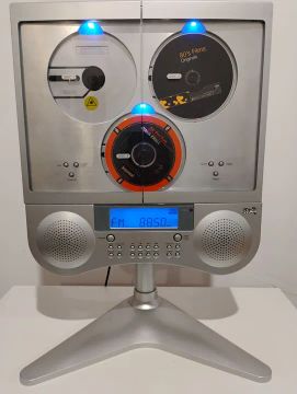 Aparelho de som vertical 3 CDs da marca Studii , raríssimo !!!