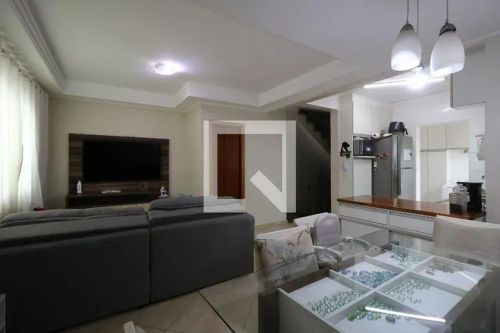 Casa à Venda - Jardim, 2 Quartos, 132 m2