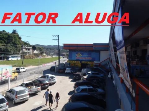 (Fator1888) Agora sim, oportunidade! Loja no Via Lagos - Júlia Deberg