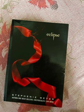 Eclipse livro usado