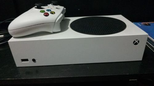 Xbox Series S usado, ótimas condições 