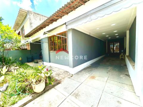 Casa de condomínio em Rua São Graciano - Freguesia (Jacarepaguá) - Rio de Janeiro/RJ