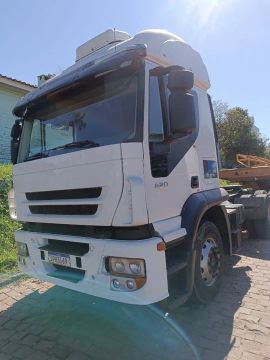 Caminhão Iveco 420 Traçado
