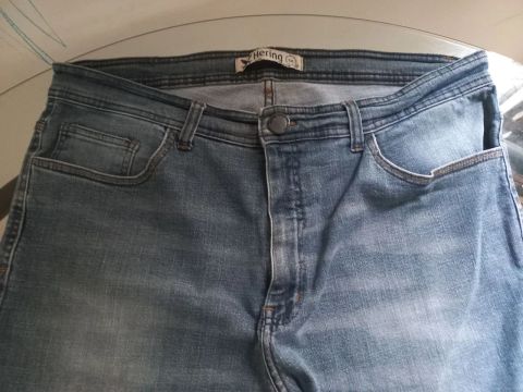 Calça masculina Hering Tamanho 48 (usado)