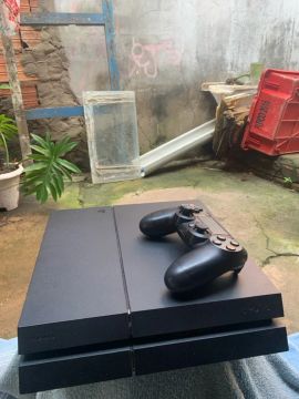 Playstation 4 top !