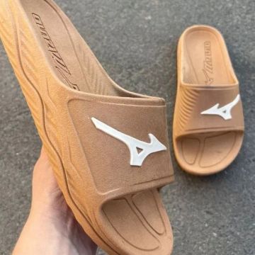 Chinelo Mizuno 43/44