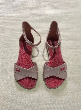 Sandália infantil Barbie 25