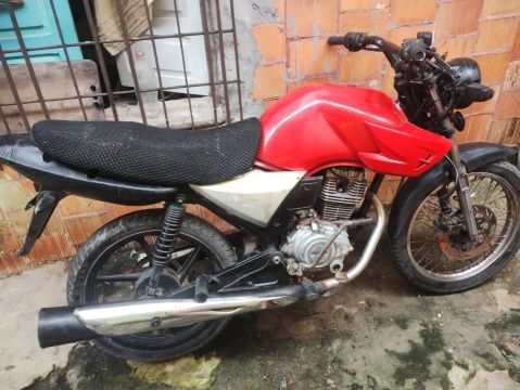 Motocicleta 125cc em ótimo estado