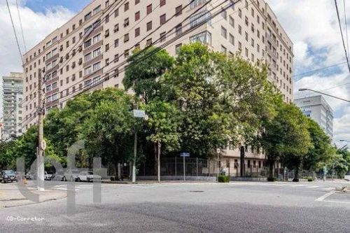 Sala Comercial com 68,95m² e 2 vagas à venda no Jd. Paulista (Itaim)